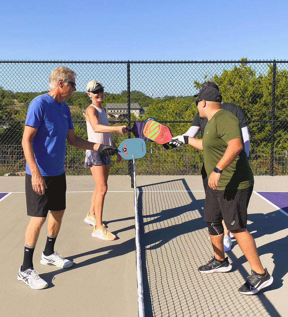 The Benefits of Wearing a Pickleball Glove